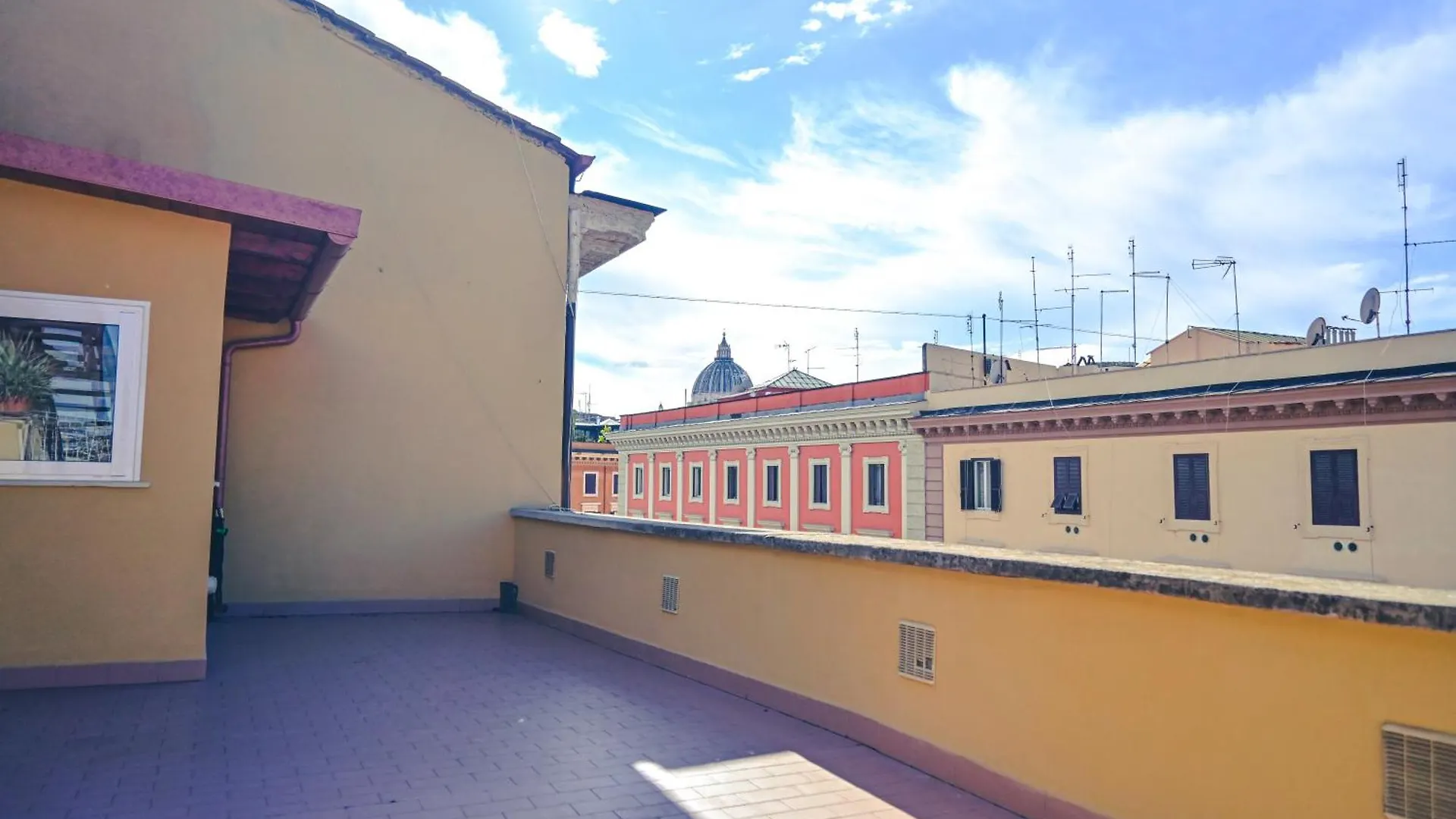 Apartment Vaticano Attico Premium Con Terrazzo Rome Italy